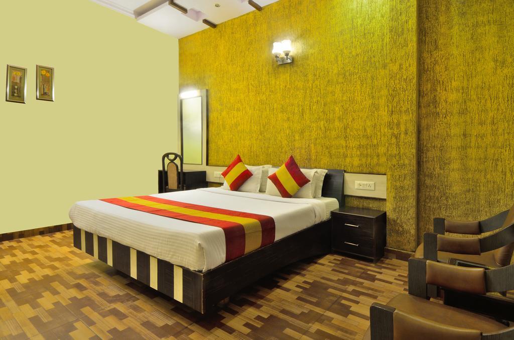 Hotel Roopa International Amritsar Luaran gambar