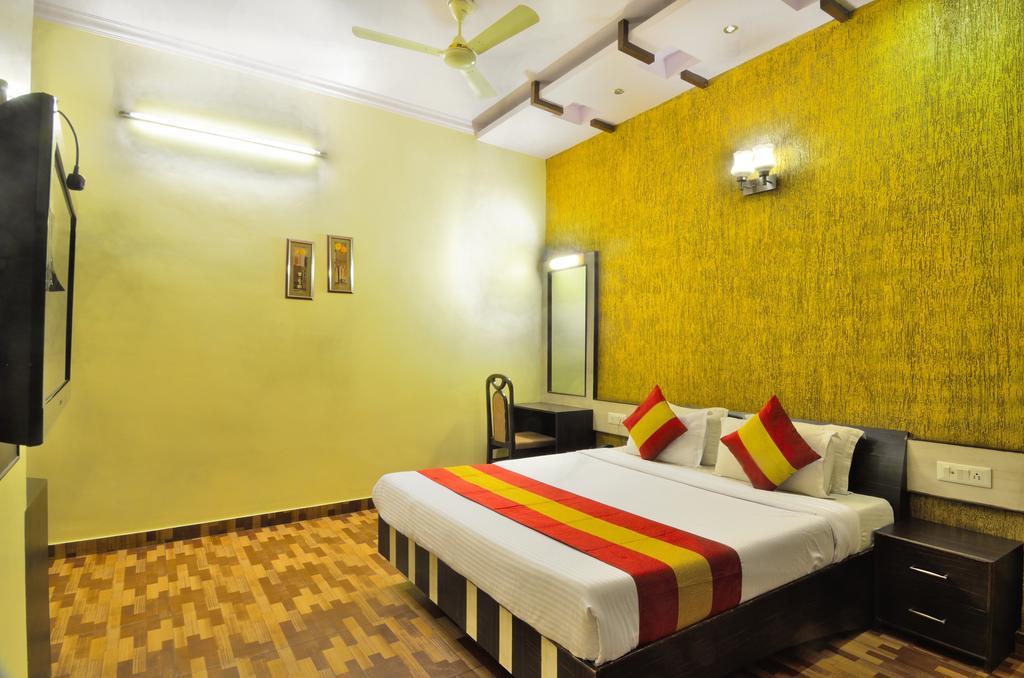 Hotel Roopa International Amritsar Luaran gambar