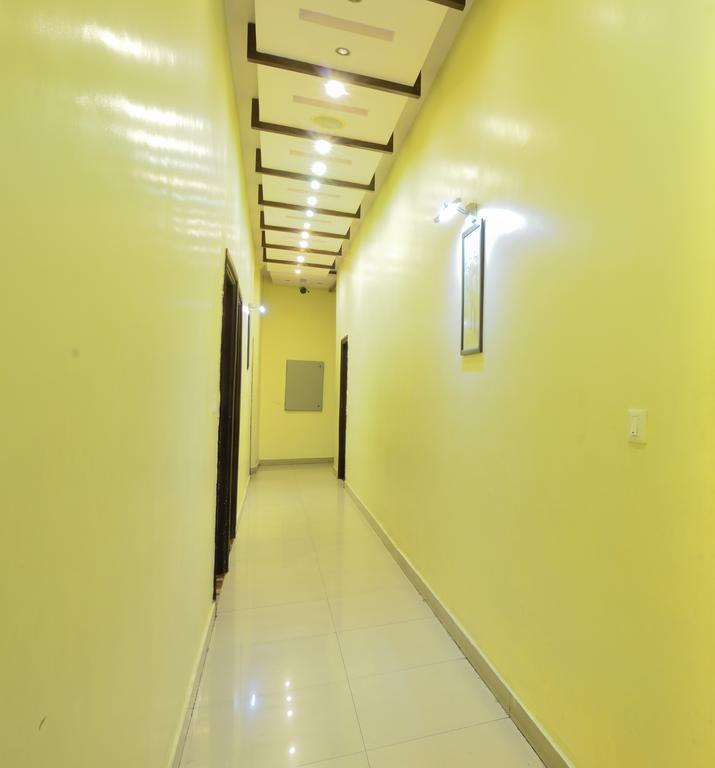 Hotel Roopa International Amritsar Luaran gambar